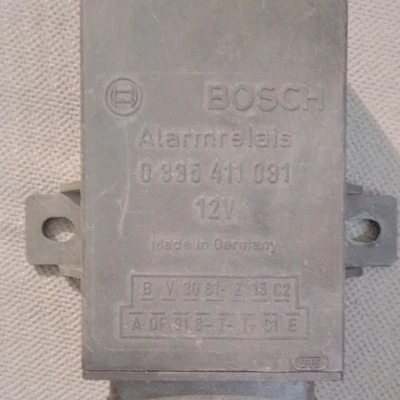 0335411031 Relais d'alarme compatible avec Mercedes-Benz 190 W201 - Photo 1/3