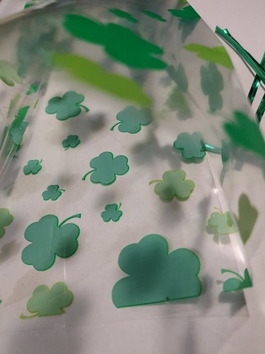 St. Patrick's Day cello bags with twist ties pack of 8 free shipping - Picture 2 of 13