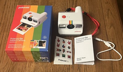 Polaroid Go Bundle (Gen 2) NEW Open Box, Does Not Have Film Just What you See