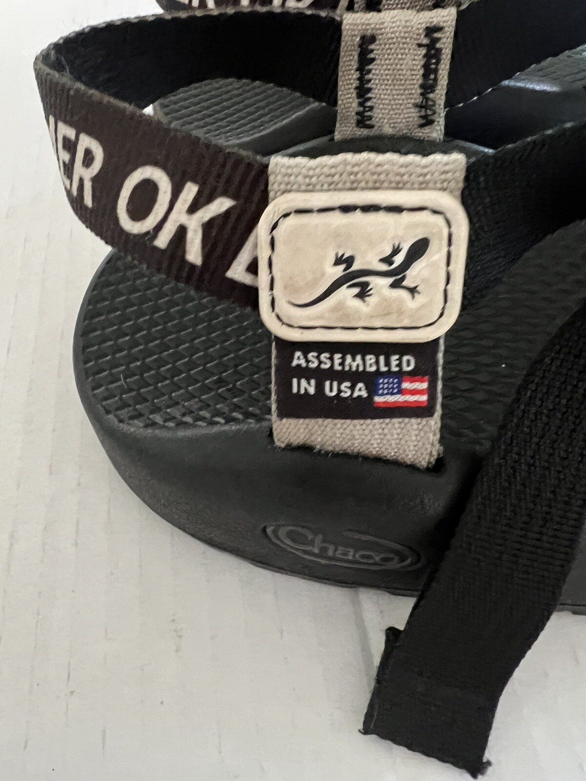 Women's CHACO Black Sandals 10 OK Boomer Limited Edition Rare image 10