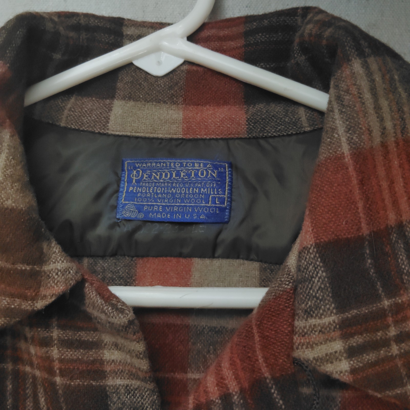 Vintage Pendleton Virgin Wool Large Loop Collar F… - image 2