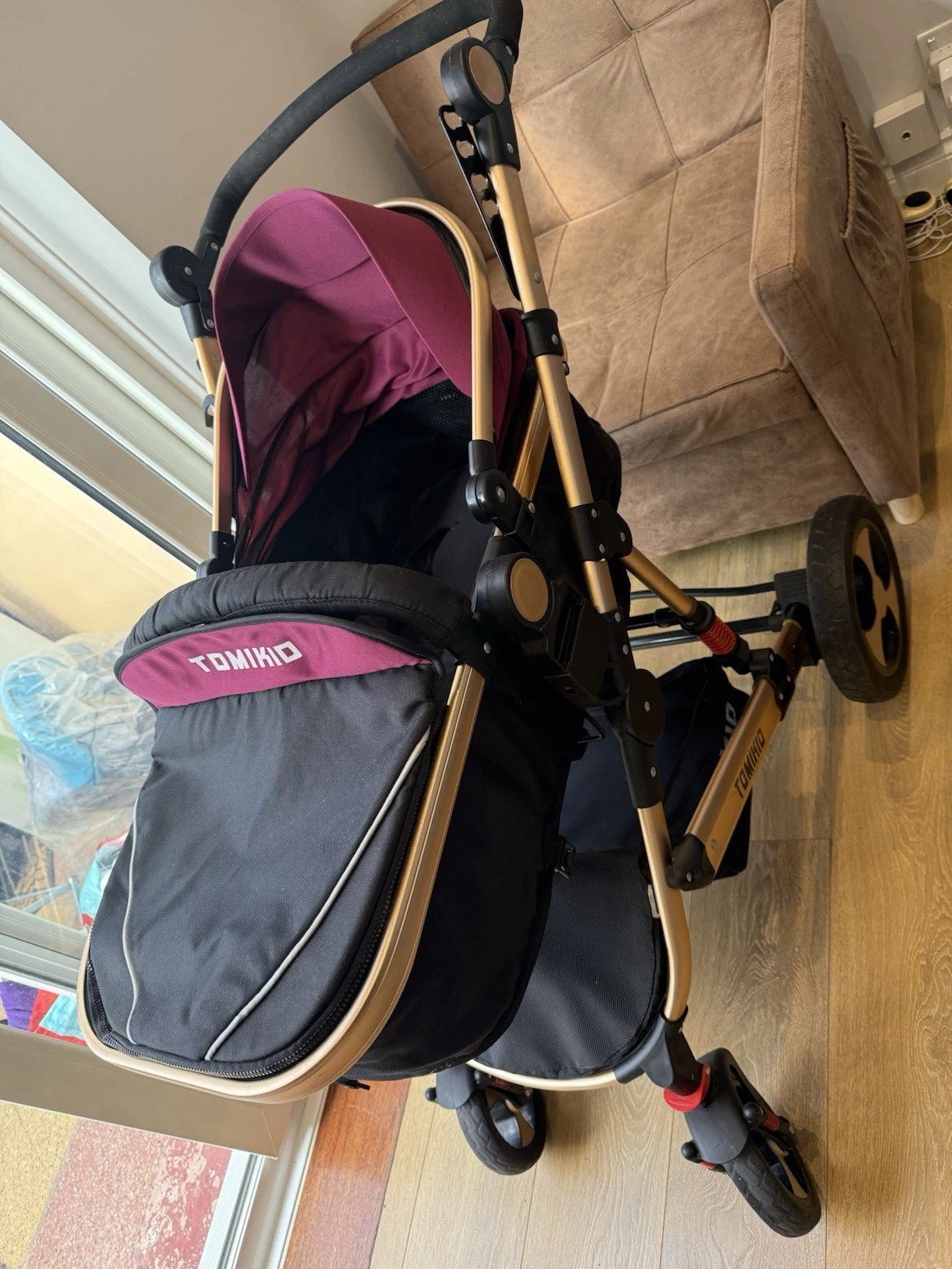 Tomikid Baby Buggies Pushchair Pram Buggy Stroller In Great Condition 3 In 1