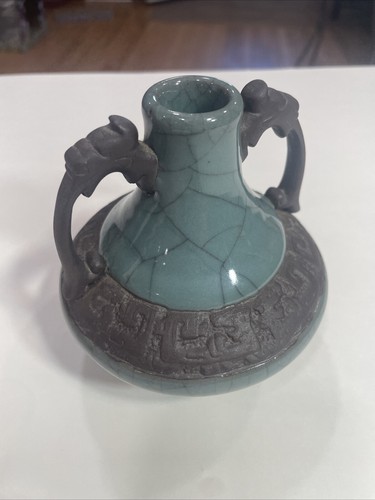 Collectable Art Guanware Glazed Porcelain Vase Amazing 4” High - Picture 6 of 12