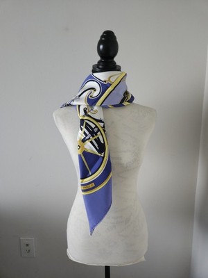 専用　made in FRANCE HERMES scurf Hermes gorgeous blue silk scarf 90X90 cm authentic made in France