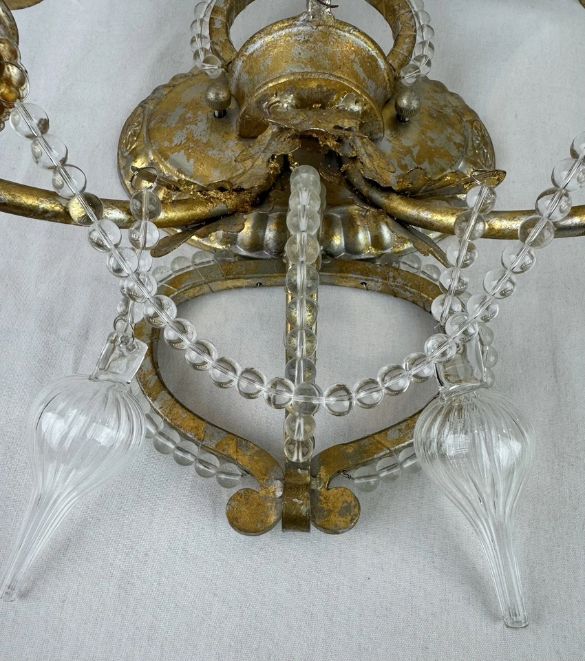 Aplique de pared Hampton Bay Allure 2 luces acabado plateado antiguo vidrio con cuentas usado en excelente estado Foto 2 de 4