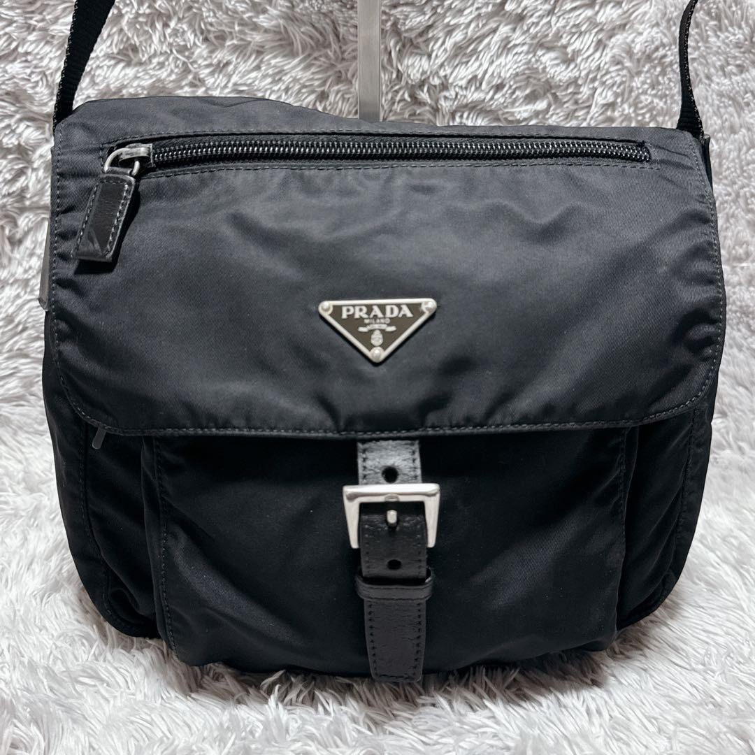 Condition Prada Shoulder Bag Sacoche Triangle Logo Nylon Black thumbnail 2