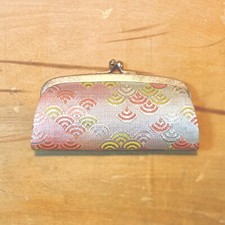 WALLET PURSE WITH A CLASP / HAKATA ORI :Japanese traditional crafts