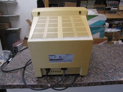 Vintage GOLDSTAR 1610 VGA Monitor Retro Computing CRT - Powers on - Afbeelding 7 van 10