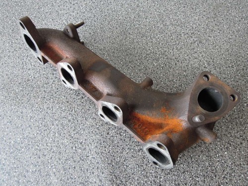 Abgaskrümmer Krümmer 2,0 D-D 85kW 116PS Toyota Corolla Verso