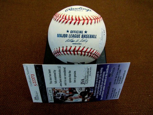 CHRIS CHAMBLISS 1978 W.S. CHAMPS NEW YORK YANKEES SIGNED AUTO OML BASEBALL JSA - Picture 2 of 3