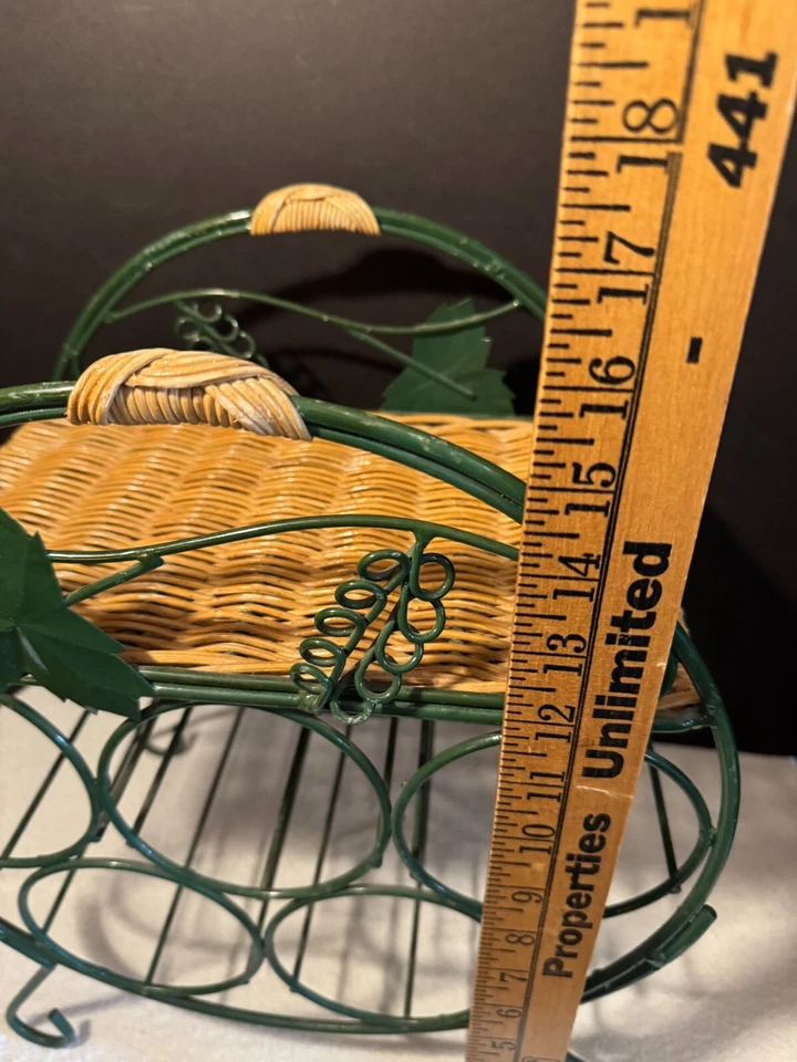 Estante de vino vintage y portabotellas hierro verde forjado/mimbre asa de transporte ¡RESISTENTE! Foto 3 de 4