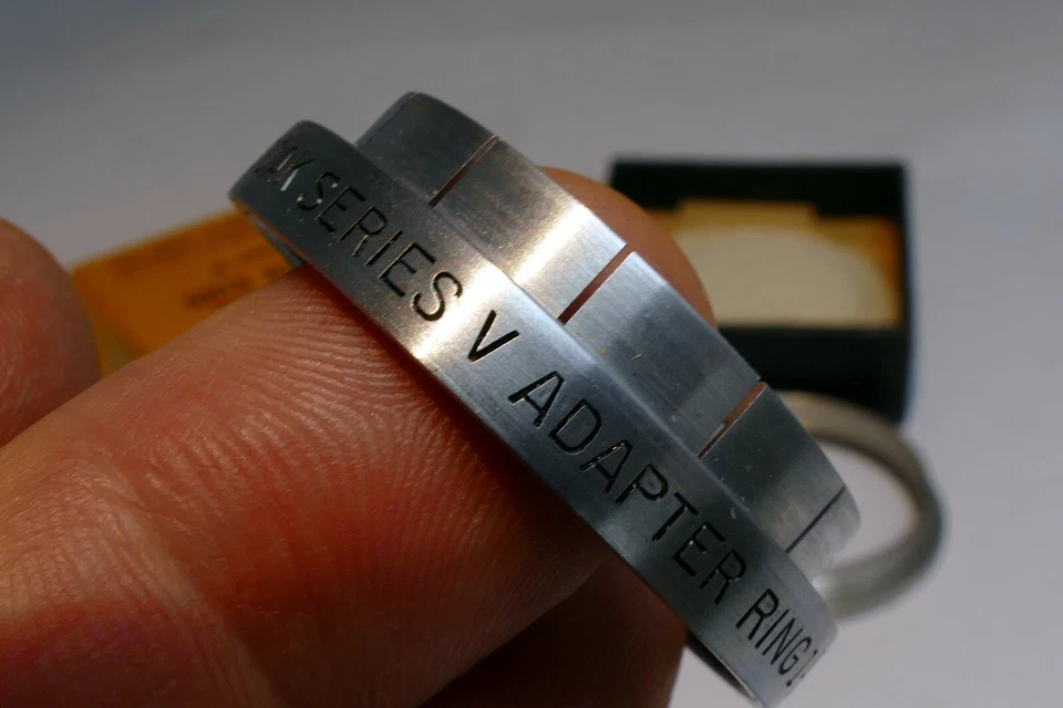 Anillo adaptador Kodak serie V 5 con soporte de filtro de anillo de retención de 28,5 mm de 1 1/8" Foto 4 de 4