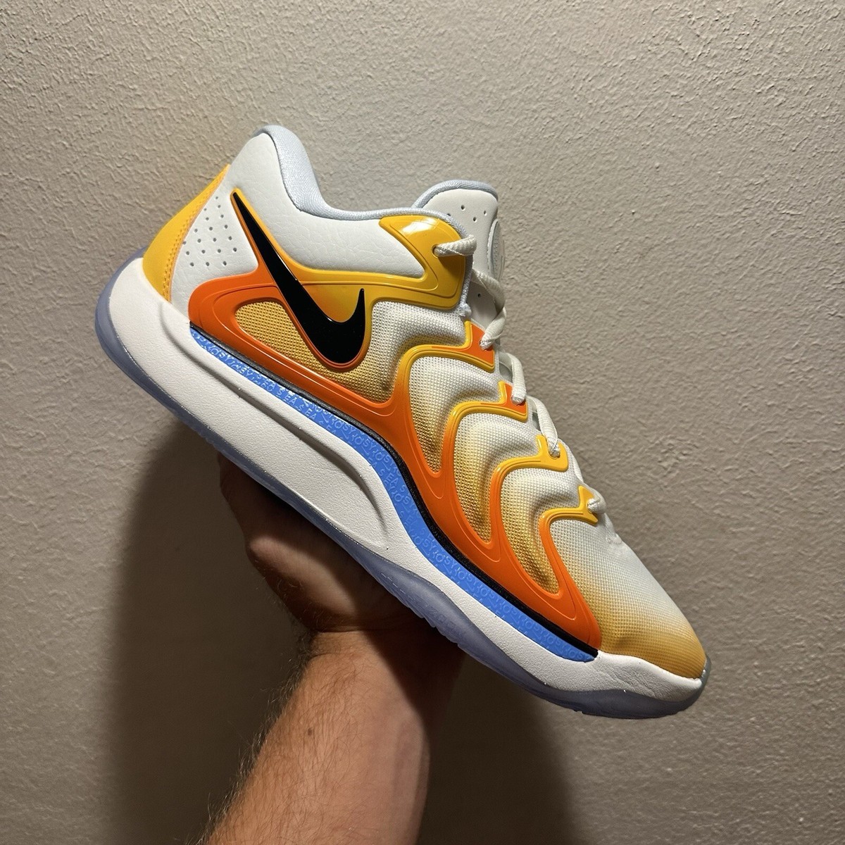 シューズ(男性用) KD17 NIKE KD17 MEN'S BASKETBALL SHOES | Basketball Trainers | Sportland