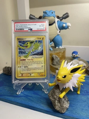 Jolteon Gold Star 101/108 EX Power Keepers Pokemon Card PSA 6