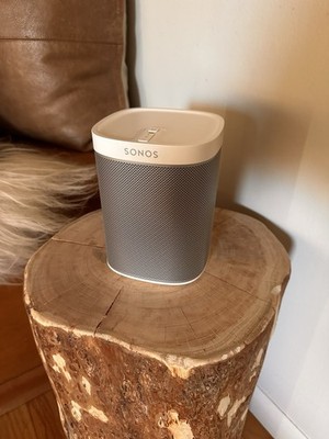 Sonos Play 1 Wireless Speakers White/Silver x 3 with Boost