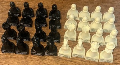 Vintage 1979 Chess Teacher Cardinal A Learning Complete 32 pieces no board READ