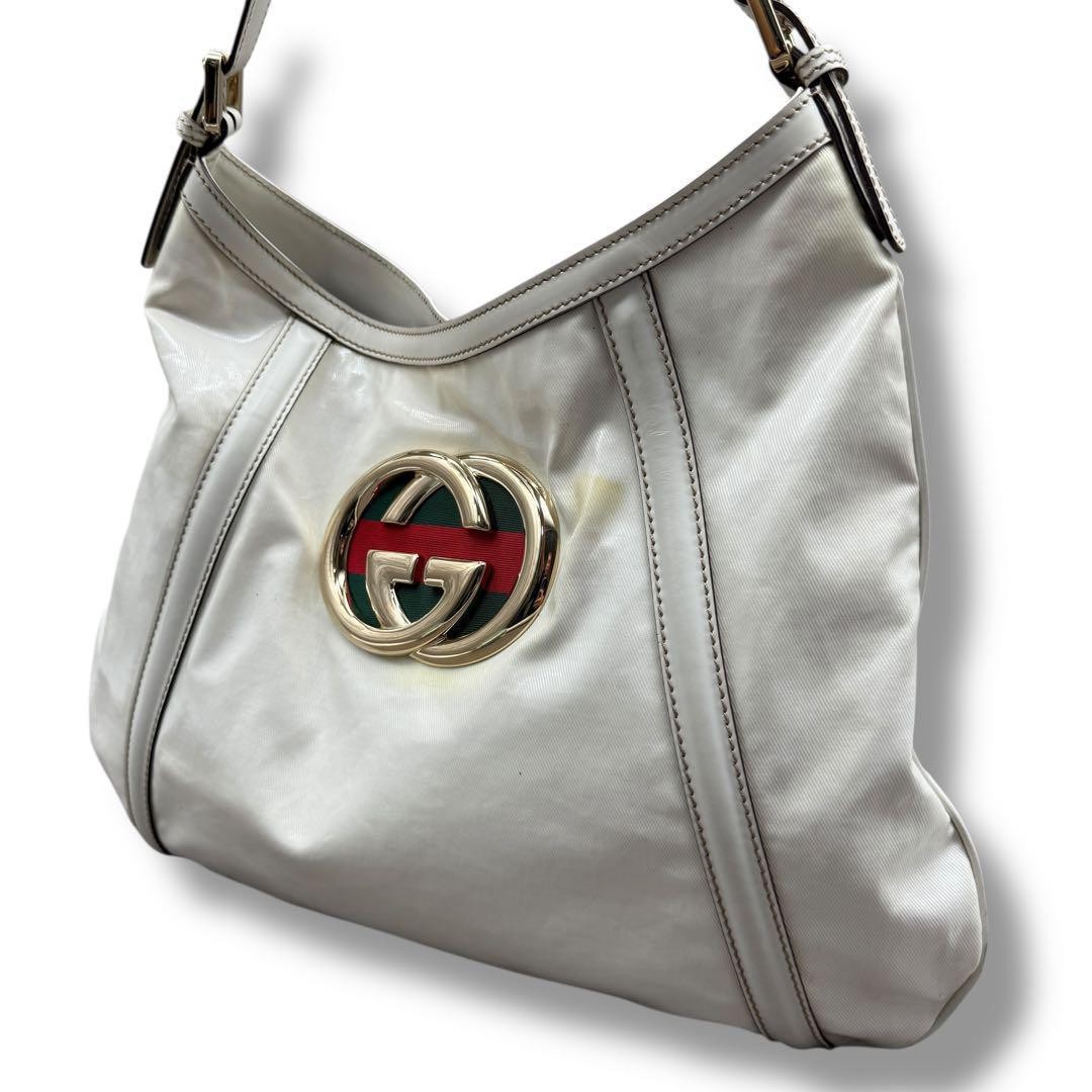 GUCCI 43 White Interlocking One Shoulder Bag