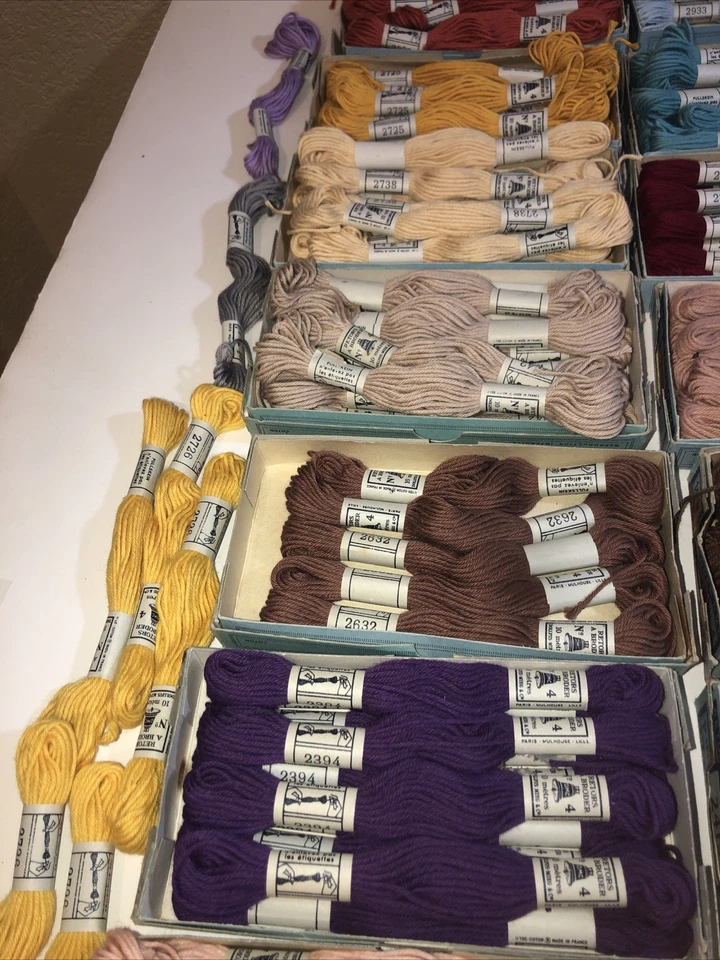 132x Needlepoint DMC Retors A Broder No.4 France Thread, 17 Colors Plus ECRU - Image 3 of 4