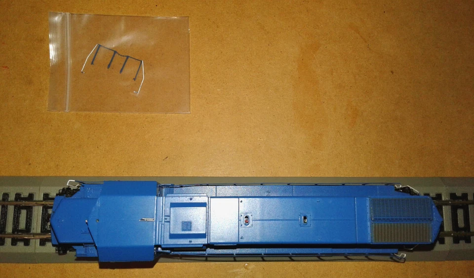 HO SCALE ATHEARN GENESIS EMD GP15-1 CONRAIL #1628 DCC & SOUND NO BOX - Image 4 of 4