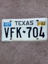 1982 Texas License Plate - VFK 704 -   Nice!