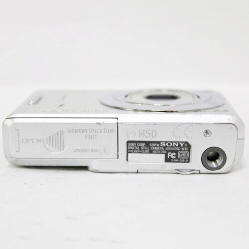 SONY Cyber-shot DSC-W35 7.2MP Silver DigitalCamera W/ Battery Charger From Japan - Picture 7 of 8