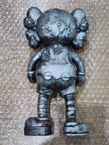 Kaws Pushead Companion Vinyl (Silver) - Picture 6 of 11