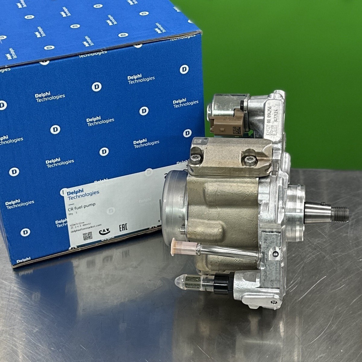 fuel injection pump genuine delphi new for bobcat D18 D24 doosan