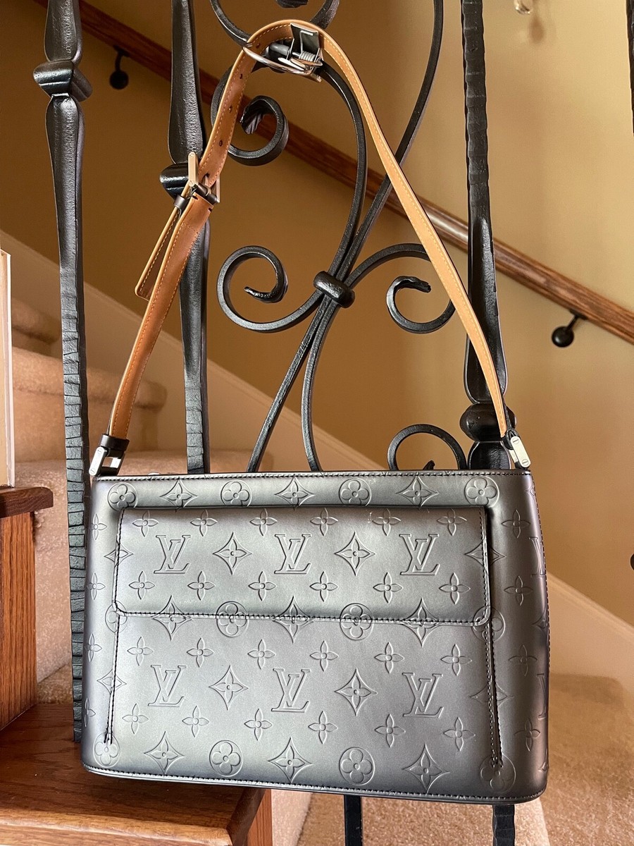 LOUIS VUITTON ヴェルニ ヒューストン　シルバーグレー Louis Vuitton Gray Vernis Matte Allston Shoulder Bag, Pre