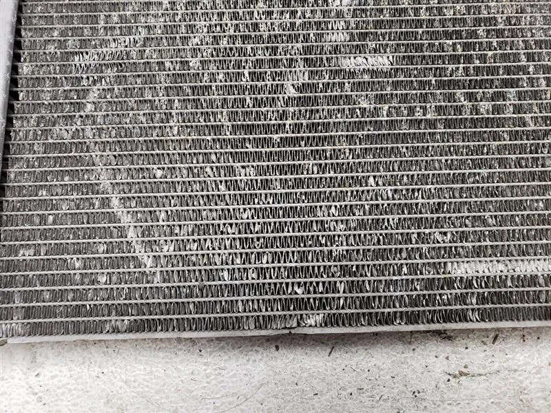 BMW 650I 2012-2018 radiador delantero principal OEM 17117601832 Foto 3 de 4