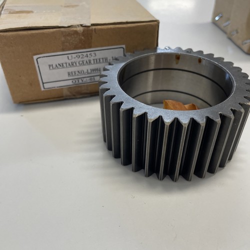 John Deere Ford ZF Front Axle Planetary Gear L39994 ZP4472353463 - 34 Teeth