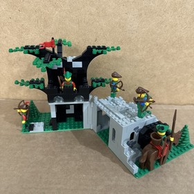 LEGO Castle: Camouflaged Outpost (6066) 99% Complete No Box No Instructions