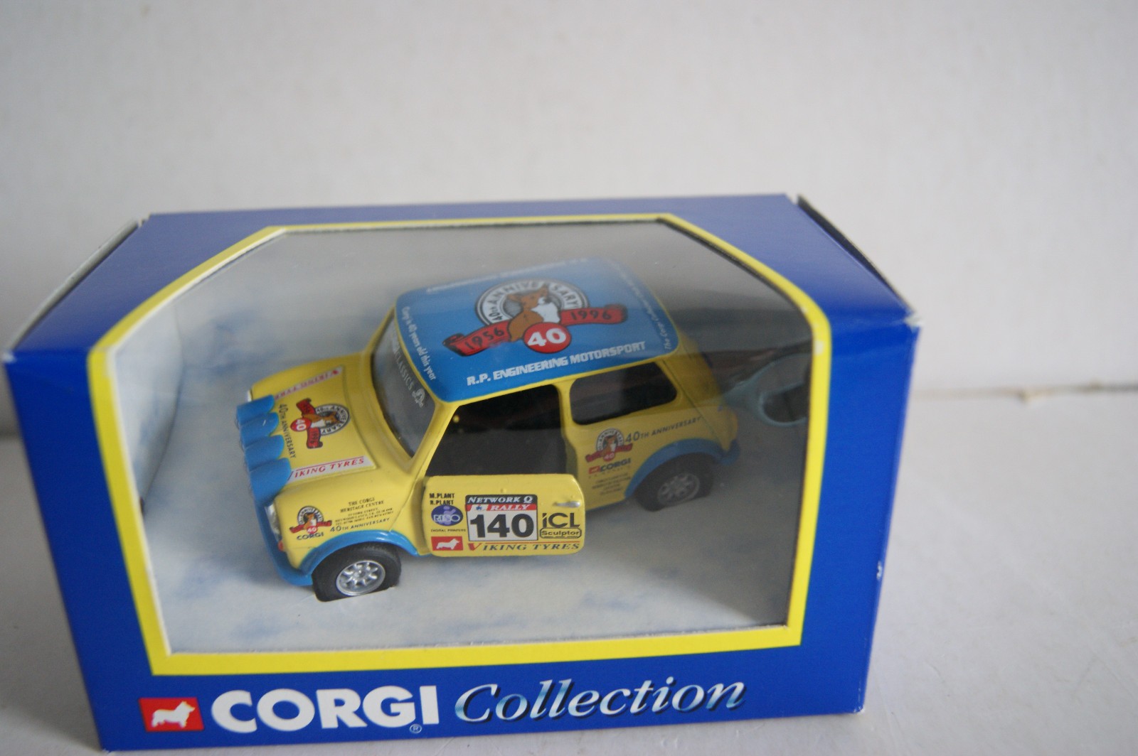 Check The Market for Corgi Mini 40