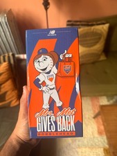 New York Mets Mrs Met Gives Back Bobblehead SGA 8/13/25 2025 NY Giveaway