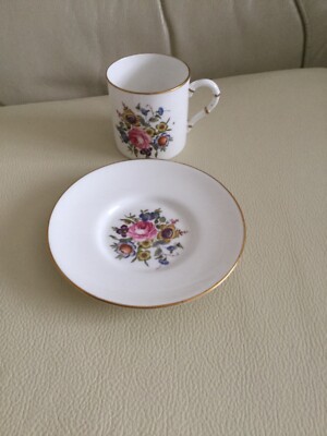 Royal Worcester Fine Bone China Kaffeetassen Untertassen Set Bournemouth Muster