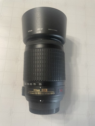 Nikon AF Nikkor 55-200mm 1:4-5.6 G ED DX DSLR Camera Lens HB-37 Hood