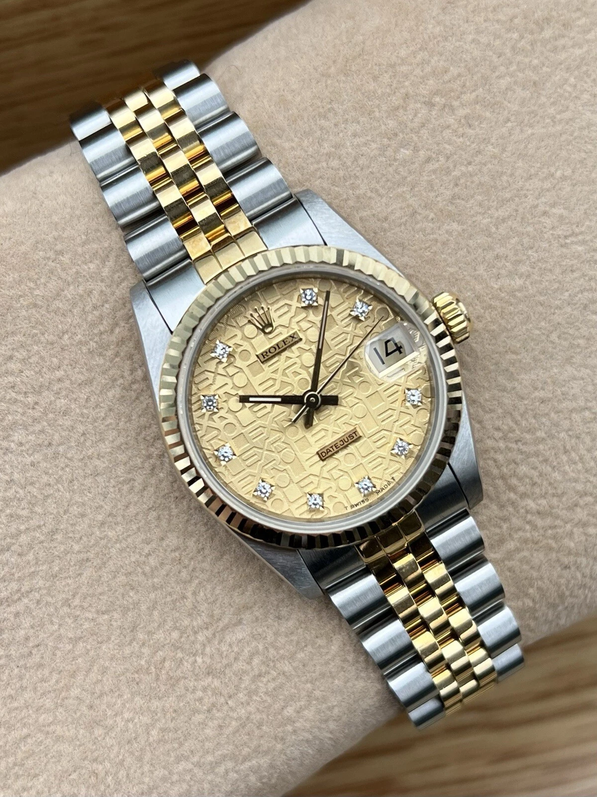 Rolex — Ladies Steel & Gold Rolex Datejust 31mm 68273 Factory Jubilee Diamond Dial
