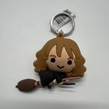 HARRY POTTER 3D COLLECTION KEYCHAIN SERIES 1 - HERMIONE ON BROOM *RARE*