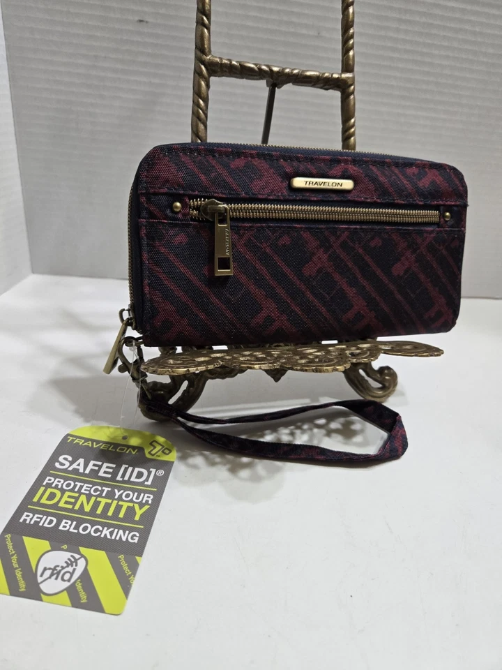 Carteira TRAVELON SAFE ID RFID BLOCKING Borgonha/Marinha com Zíper e Pulseira ** - Imagem 4 de 4