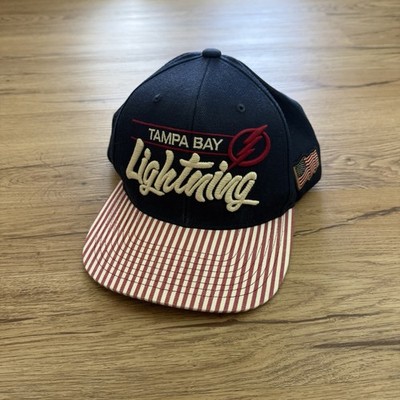 Tampa Bay Lightning Mitchell & Ness NHL Snapback Hat Cap 3D Logo USA Flag