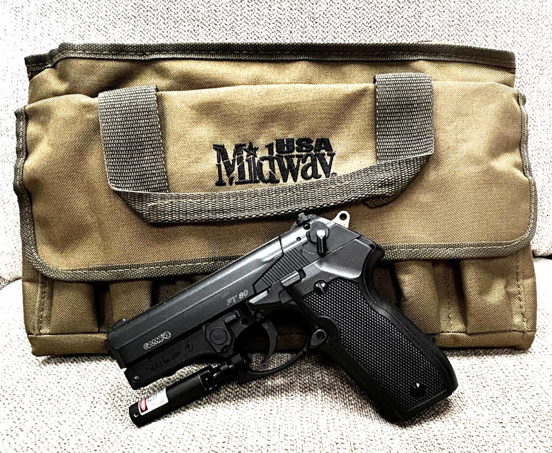 GAMO PT-80 CO2 Air Pistol w 3 Speed loaders, Box & Midland Pistol Pouch, Tested