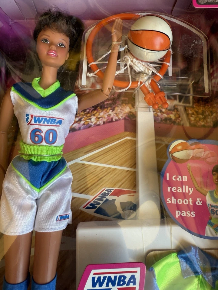 LOOK MATTEL 20350 WNBA TERESA FRIEND OF BARBIE BASKETBALL DOLL NIB - Image 3 of 4