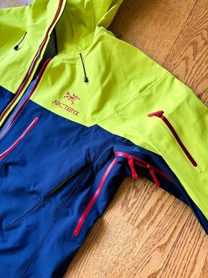 Arc'teryx Alpha SV Year of The Dragon Jacket LNY 2024 Men's Size