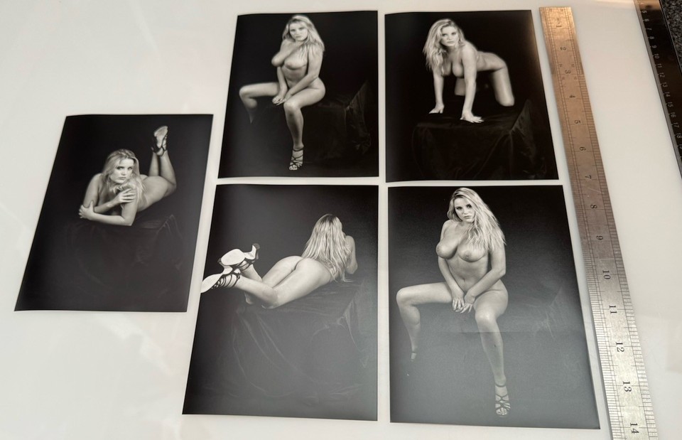 10 x GLAM SHOOT,B&W PHOTO.c1990s WOMAN,MODEL,TOPLESS,NUDE,BUSTY BLONDE