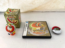 Nintendo Pok mon HeartGold DS w/ Case, Manual, Poke walker and Rare Figurine