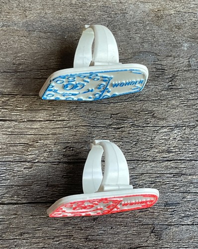 Vintage Plastic Promo Rings lot - WONDER BREAD - Blue and Pink Accents Versions - Picture 2 of 6