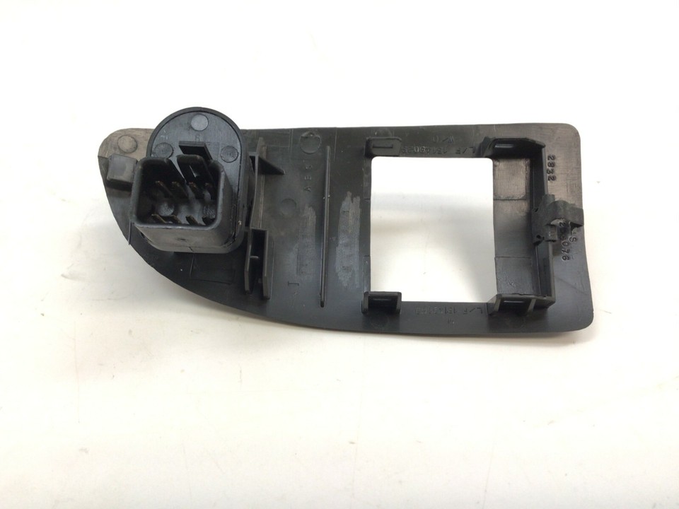 OEM GM Driver Side Power Heated Mirror For Chevrolet Kodiak / GMC Topkick - Black, Part #25886112 (New)