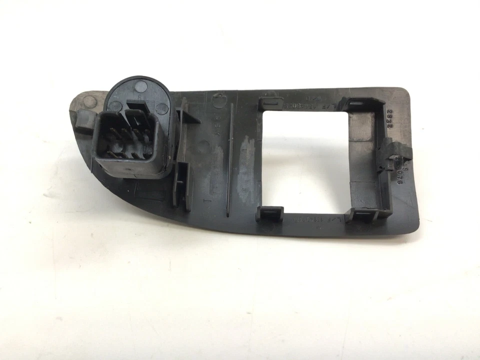 Bisel interruptor de control del espejo retrovisor delantero lado del conductor Chevrolet Kodiak GMC Topkick OEM Foto 4 de 4