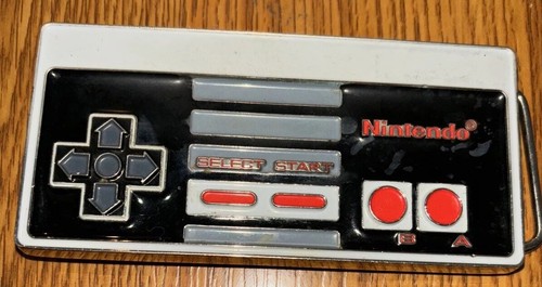Nintendo NES Video Game Controller Figural Old School Gamer 2008 Belt Buckle - Picture 2 of 4