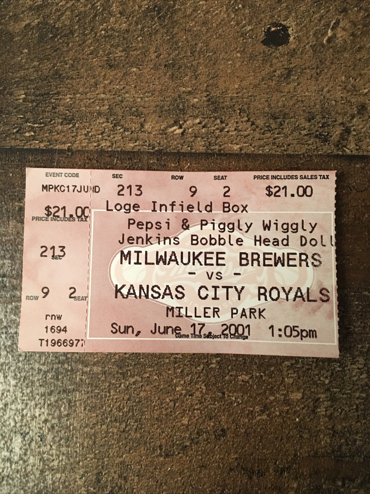 MLB 6/17/2001 Milwaukee Brewers Ticket Stub Geoff Jenkins Bobblehead Promotion!*