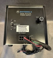 Motorola HPN-1004A Base Station Power Supply for  2-Way Radios 14.2V DC